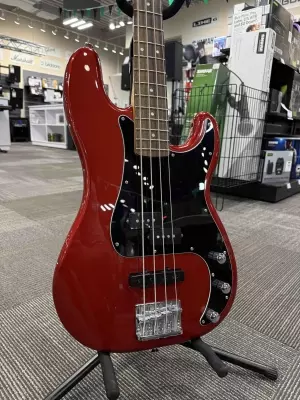 Squier - 037-6800-509