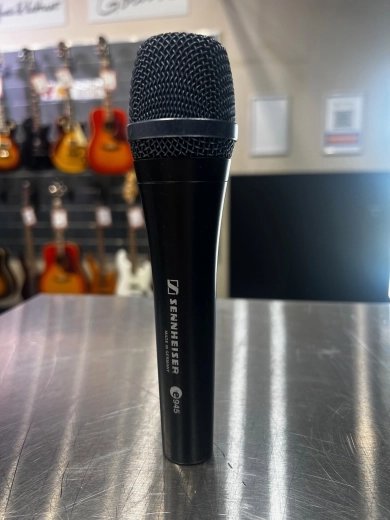 Sennheiser - E945