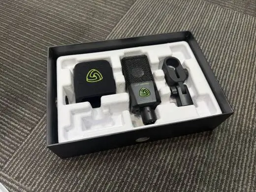 Lewitt - LCT240PROBLACK