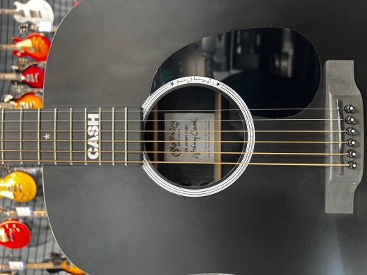 Martin Guitars - DX JOHNNY CASH 4