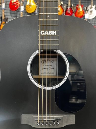 Martin Guitars - DX JOHNNY CASH 4