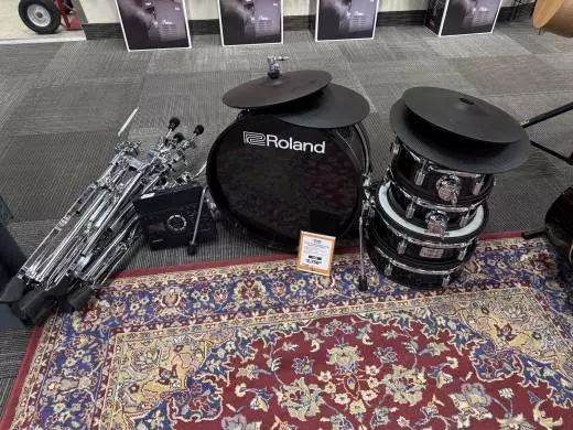 Roland - VAD307