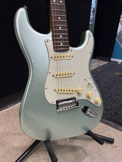 Fender American Professional II Stratocaster, Rosewood Fingerboard