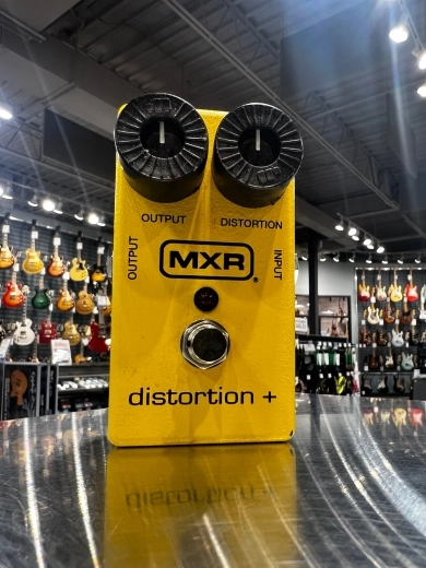 MXR - M104