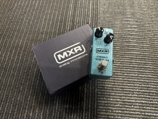 MXR M296 Classic 108 Fuzz Mini Guitar Effects Pedal | Long & McQuade