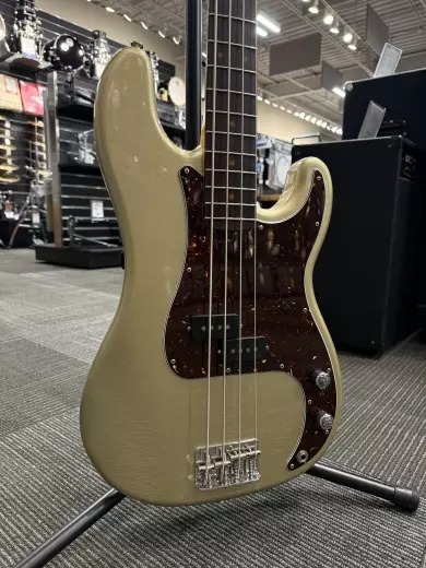 CUSTOM P-BASS SHORELINE GOLD