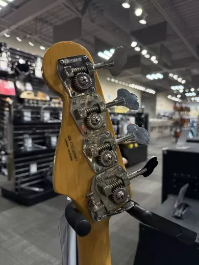 CUSTOM P-BASS SHORELINE GOLD 2