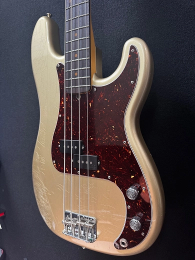 CUSTOM P BASS SHORELINE GOLD 3