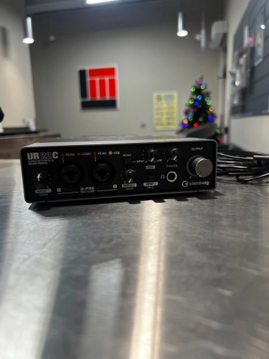 Steinberg - UR22C