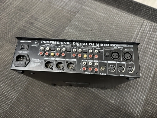 Behringer - DDM4000 2