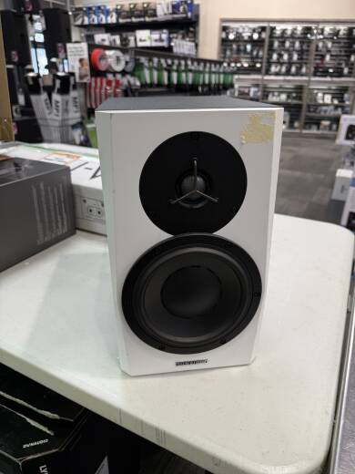 Store Special Product - Dynaudio - LYD-7