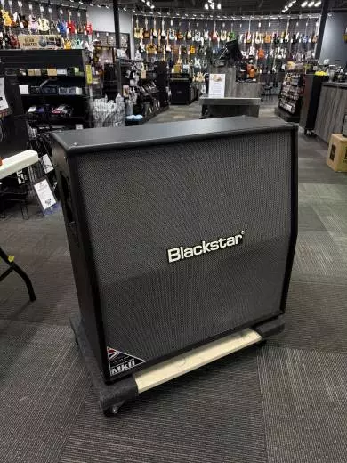 Blackstar Amplification - HTV412AMKII