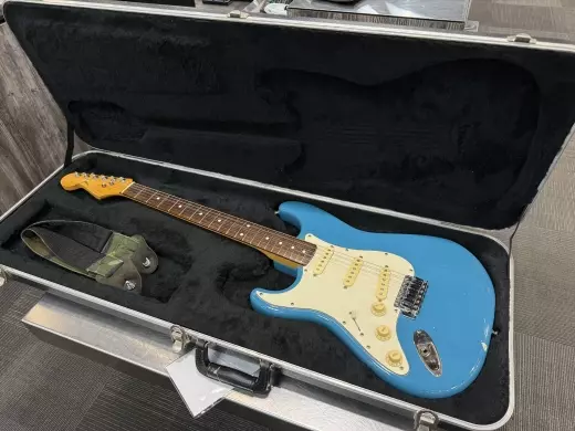 1980s FENDER MADE IN USA STRATOCASTER LEFT HANDED