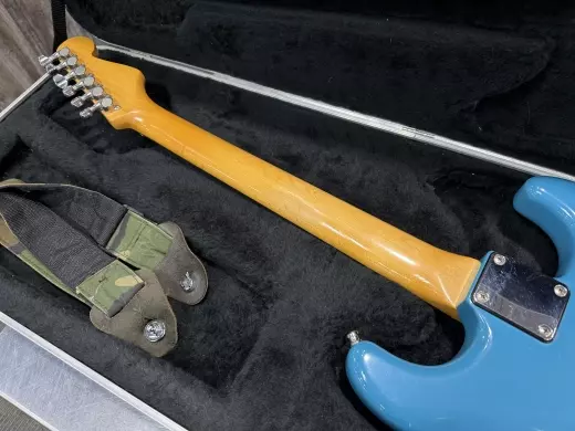 1980s FENDER MADE IN USA STRATOCASTER LEFT HANDED 2