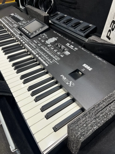 Korg - PA3X-76 3