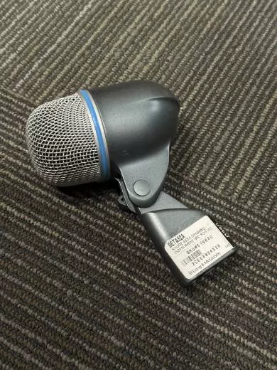 Shure - BETA52A