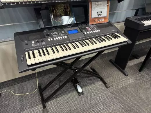Yamaha - PSRE423