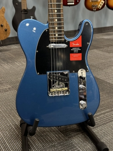 Fender Limited Edition American Professional Telecaster Lake Placid Blue w/Black Headstock