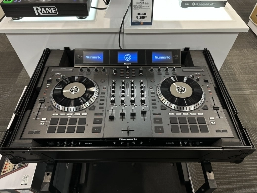 Numark - NS7 III