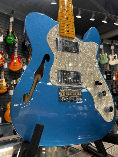 Fender - 011-0392-802 2