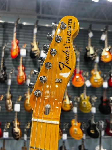 Fender - 011-0392-802 2