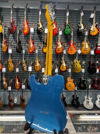 Fender - 011-0392-802 2