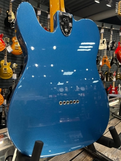 Fender - 011-0392-802 2