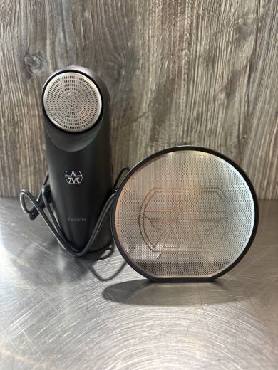 Aston Element Mic Bundle | Long & McQuade