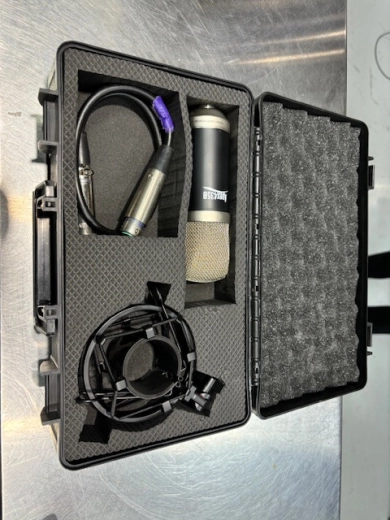 Apex - APEX435B COMPACT STUDIO MIC W/CASE BLK 2