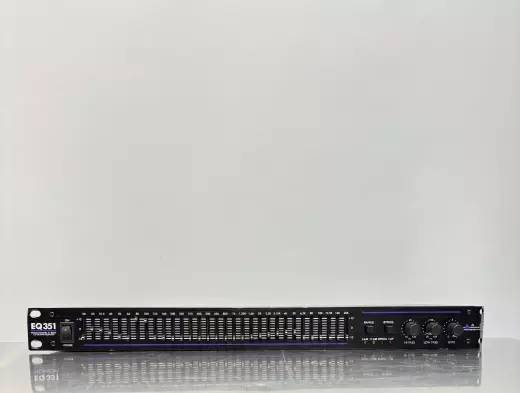 ART Pro Audio EQ351 - Single 31 Band EQ
