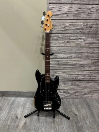 Fender JMJ Mustang Bass Black w/ Gig Bag