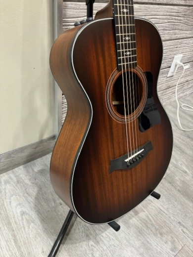 Taylor Grand Concert w/ ES2 12-Fret V-Class 3