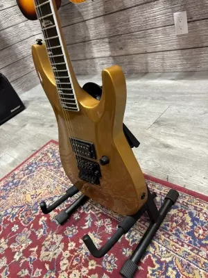 Kramer SM-1 H Buzzsaw Gold 4