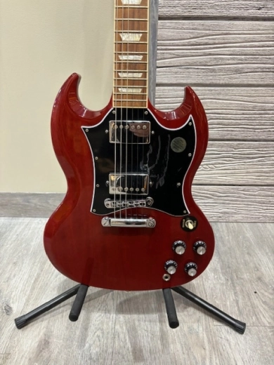 Gibson SG Standard Heritage Cherry w/ Soft Case 2