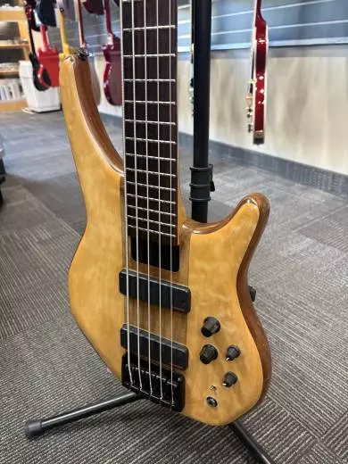 Status Graphite - Series I 2