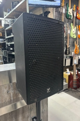 Yorkville - PS10P - 1600W Peak Active Speaker Cabinet w/ Mixer 2