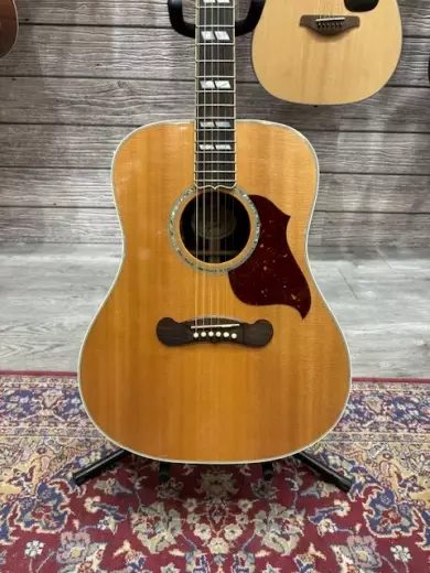 Gibson Songwriter Natural w/ Case 2