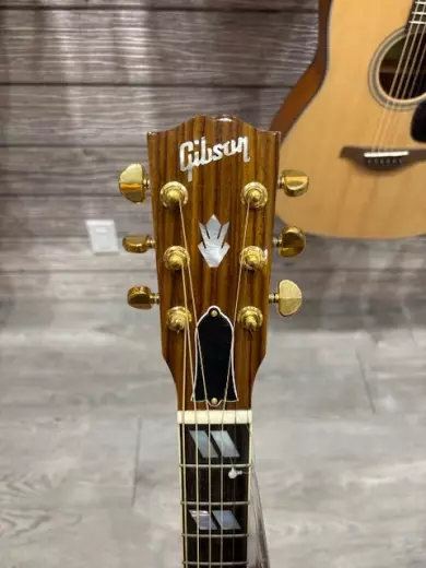 Gibson Songwriter Natural w/ Case 5