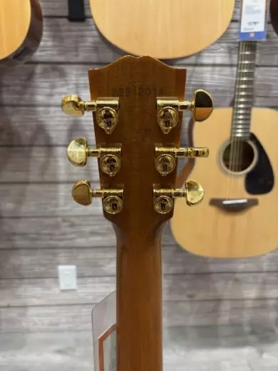 Gibson Songwriter Natural w/ Case 6