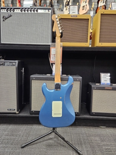Fender - 014-9833-302 2