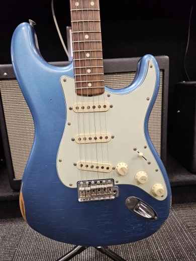 Fender - 014-9833-302 2