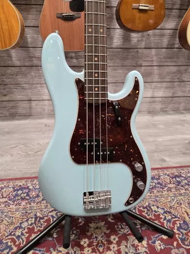 Fender American Vintage II 1960 Precision Bass, Rosewood Fingerboard - Daphne Blue 2