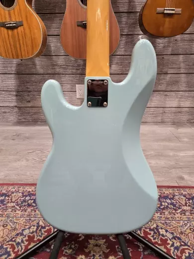 Fender American Vintage II 1960 Precision Bass, Rosewood Fingerboard - Daphne Blue 2