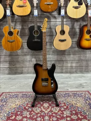 Fender Noventa Tele Pau Ferro 2-Colour Sunburst
