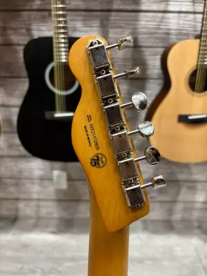 Fender Noventa Tele Pau Ferro 2-Colour Sunburst 6