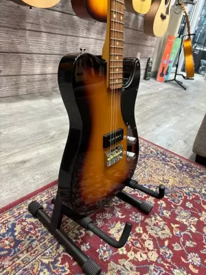 Fender Noventa Tele Pau Ferro 2-Colour Sunburst 4