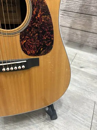 Martin Guitars - DC-16RGTE AURA 2