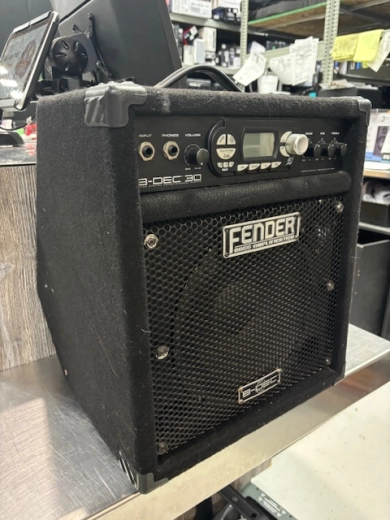 Fender B-DEC 30w 1x10 Bass Amp 2