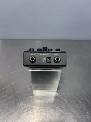 Voodoo Lab Analog Mastering Preamp for Guitar 5