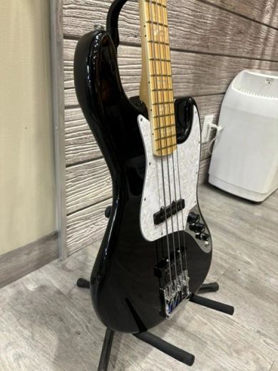 Fender US Geddy Lee J-Bass Black w/ Case 3